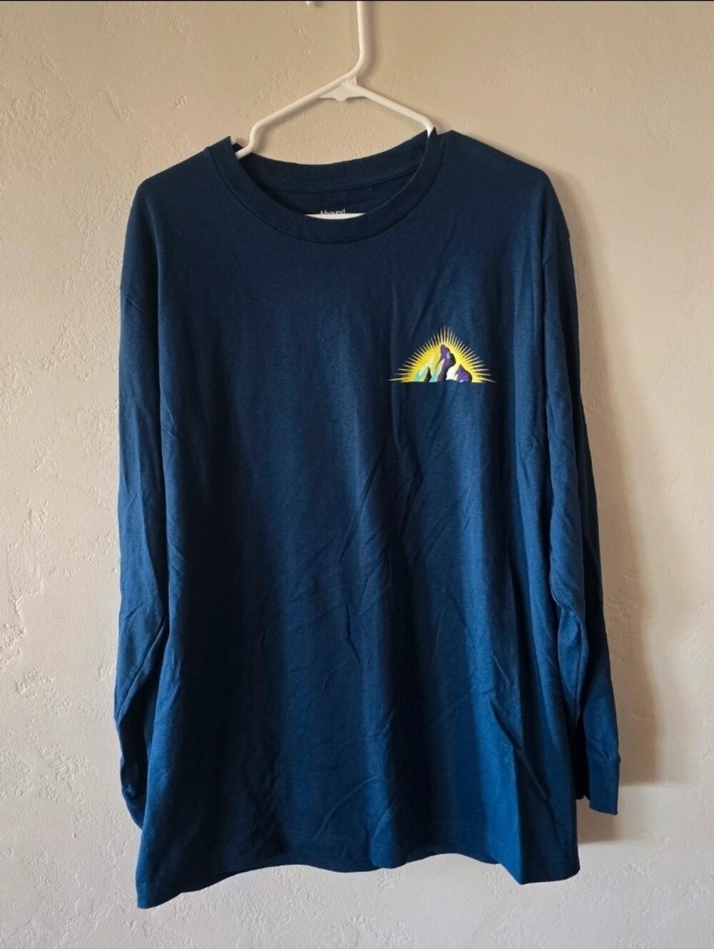 Abound Nordstrom Navy Long Sleeve Mountain Graphic Tee Size Large